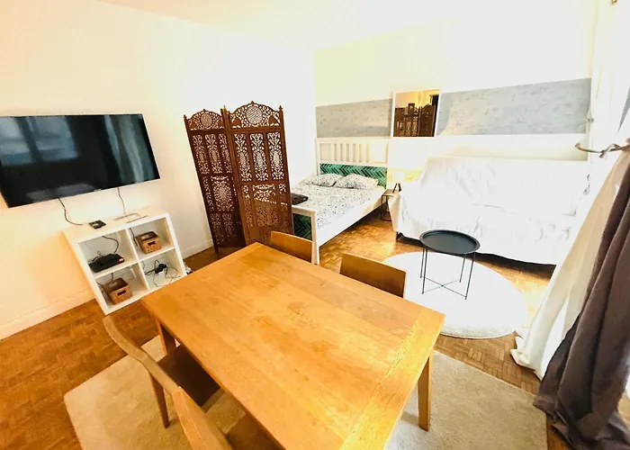 Apartments Champs Elysees Paris